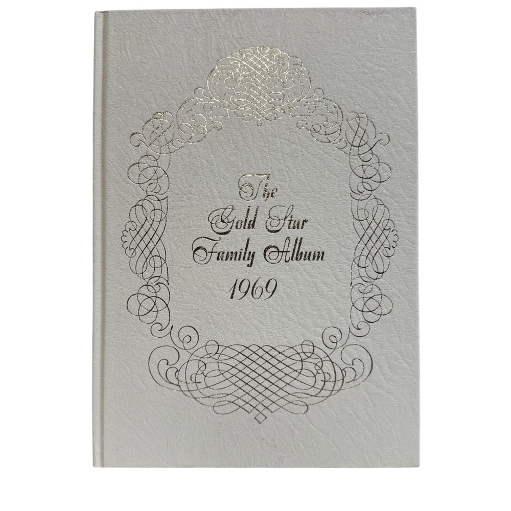 Vintage The Gold Star Family Album 1969 Memory Keepsake‎ Decoration